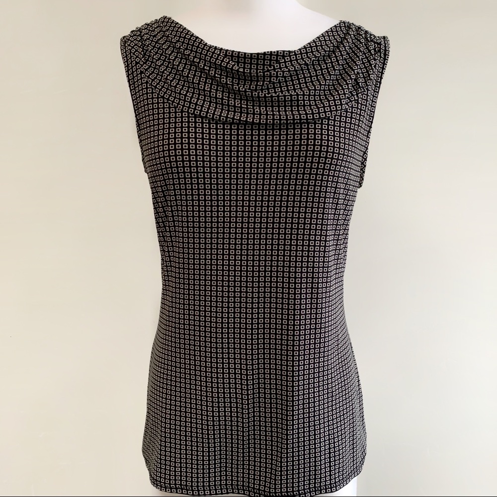 Banana Republic Scoop Cow Neck Tank Blouse Size S